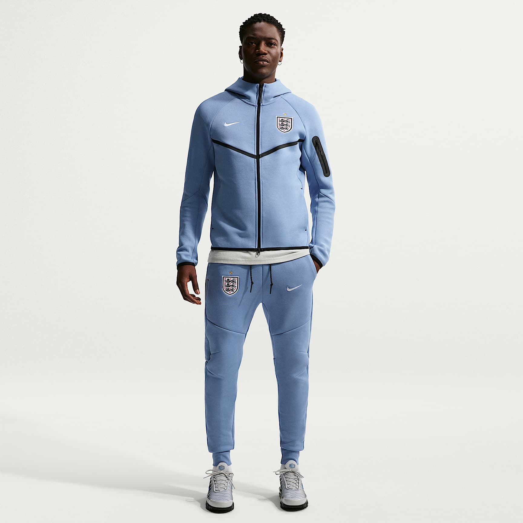 İngiltere Tech Fleece Nike Erkek Futbol Jogger'ı. Nike TR